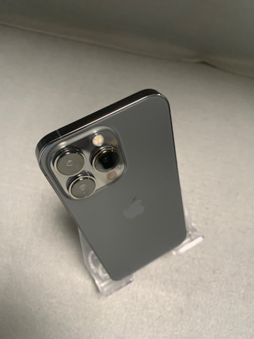 美品 アップルストア版 SIMフリー iPhone13 Pro 256GB