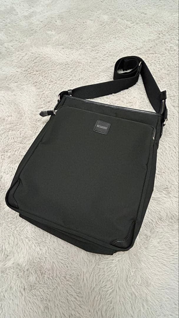 未使用品MACKINTOSH PHILOSOPHYブラック　ショルダー通勤バック