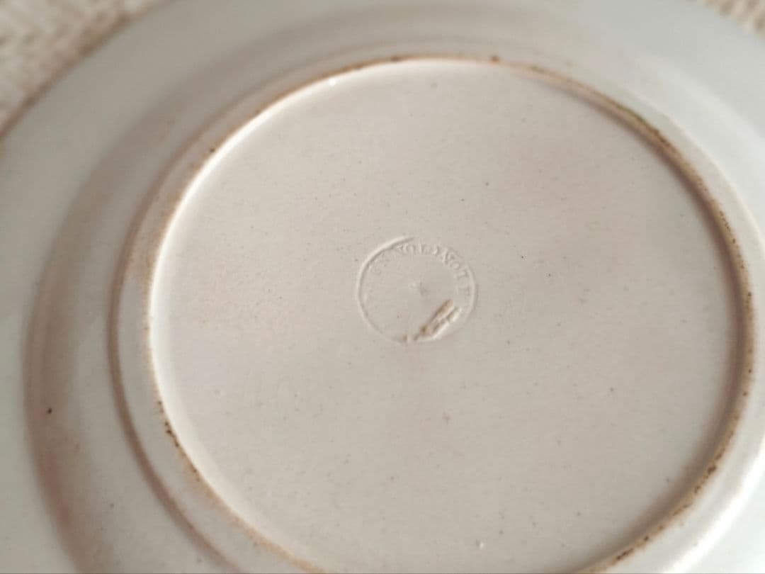 * antique plate ୨୧* フラワーレリーフ アンティークプレート