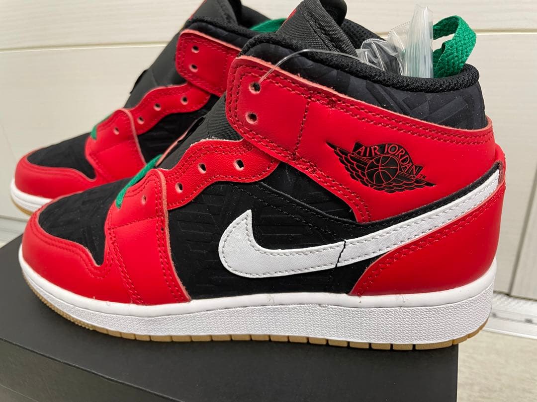 ⭐️新品未使用 ナイキ⭐️ NIKE AIRJORDAN 1 MID SE …