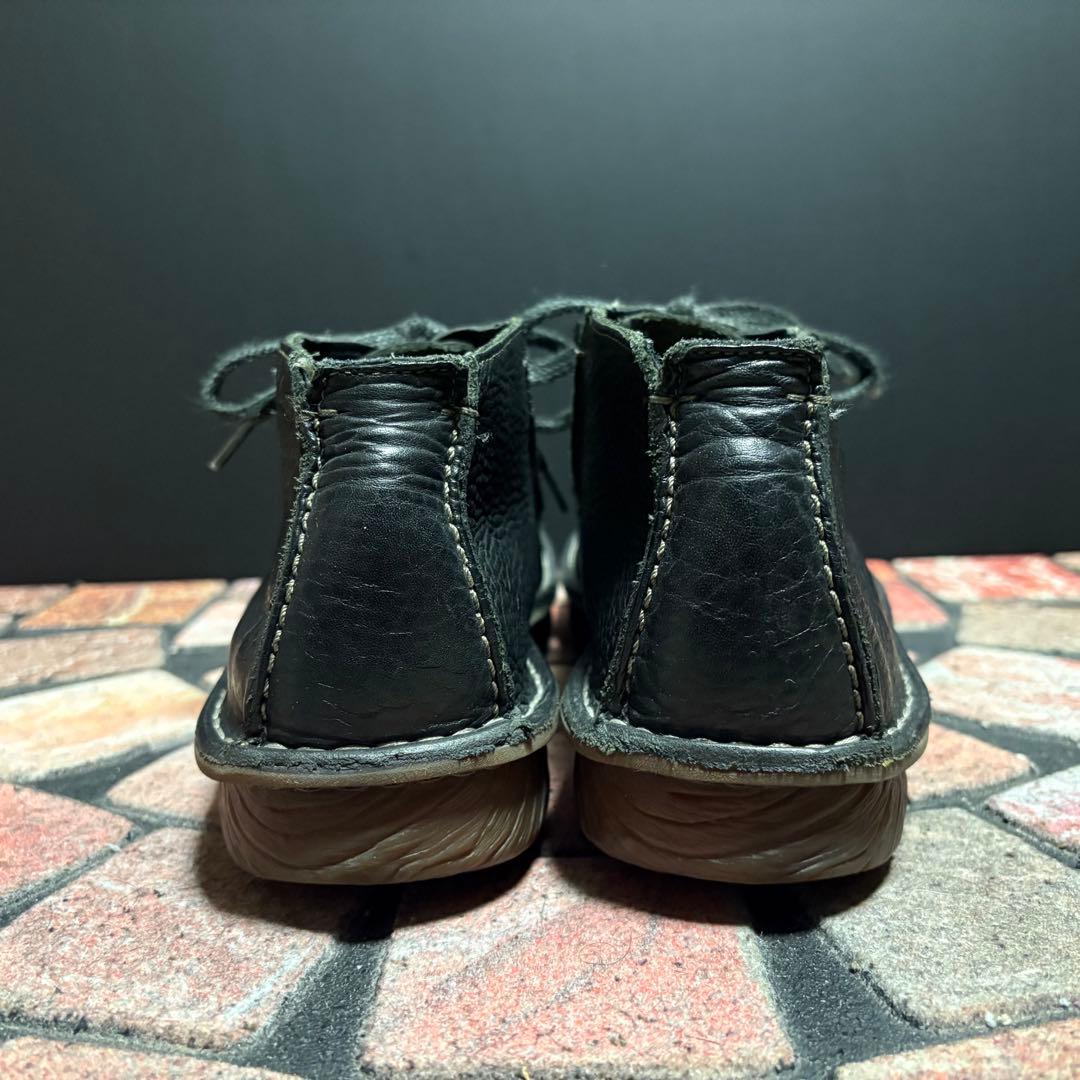 クラークス　チャッカブーツ　レザー　革靴 オブリークトゥ　シボ加工　27cm 黒