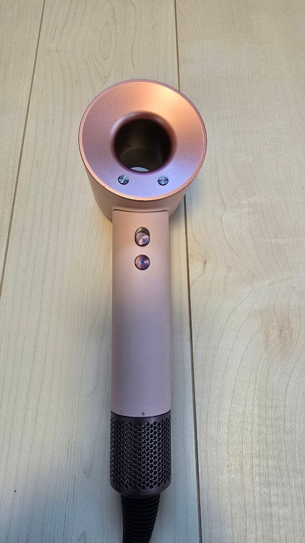 ダイソン スーパーソニック ヘアドライヤー　限定色　さくらロゼゴールド