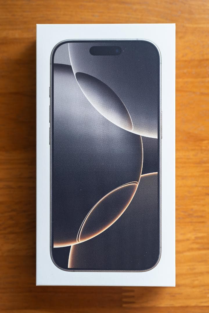 iPhone16Pro ナチュラルチタニウム（バッテリー最大容量100%）