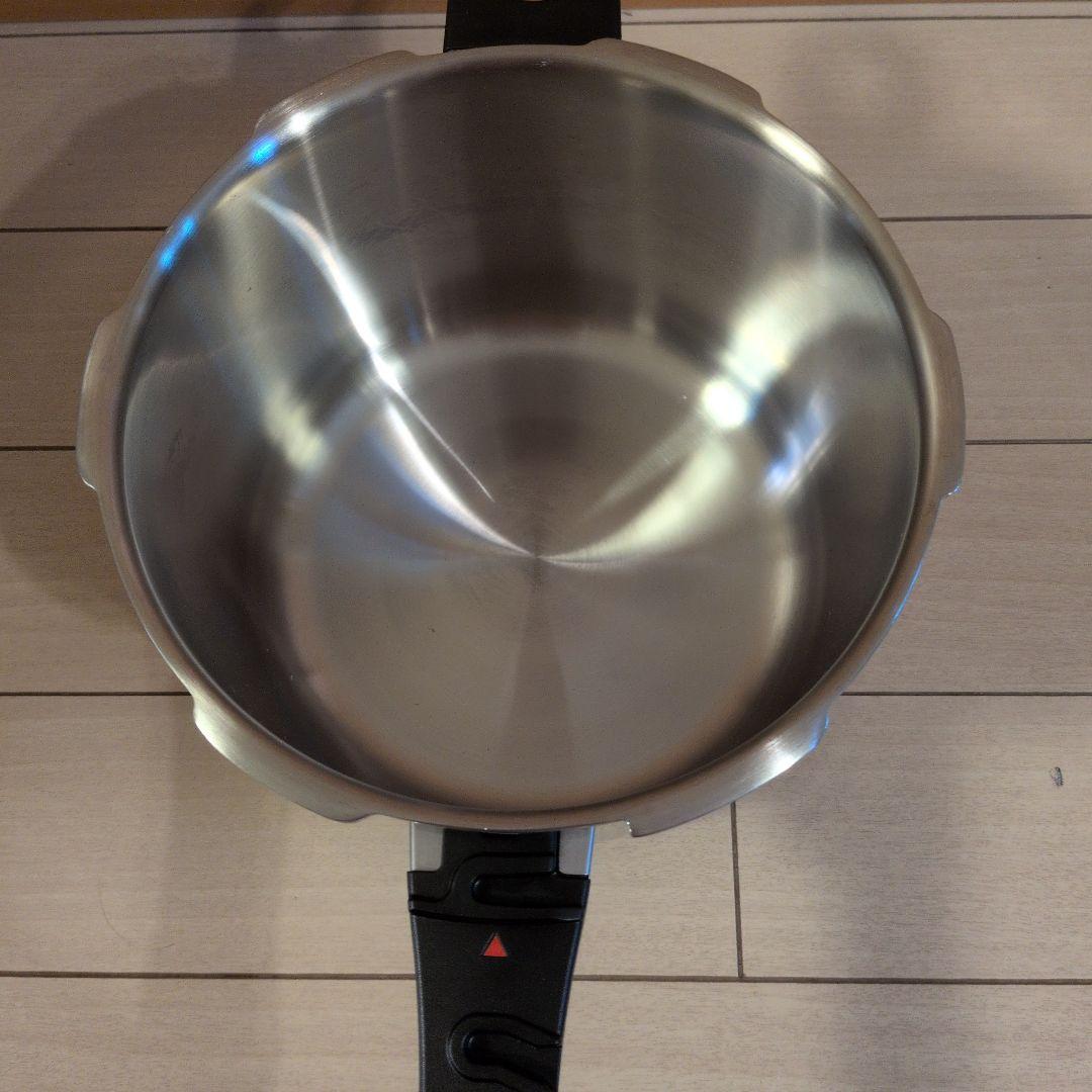 アサヒ軽金属の活力鍋 5.5リットルⅬ 蓋つきお掃除棒　レシピ集兼取扱説明書