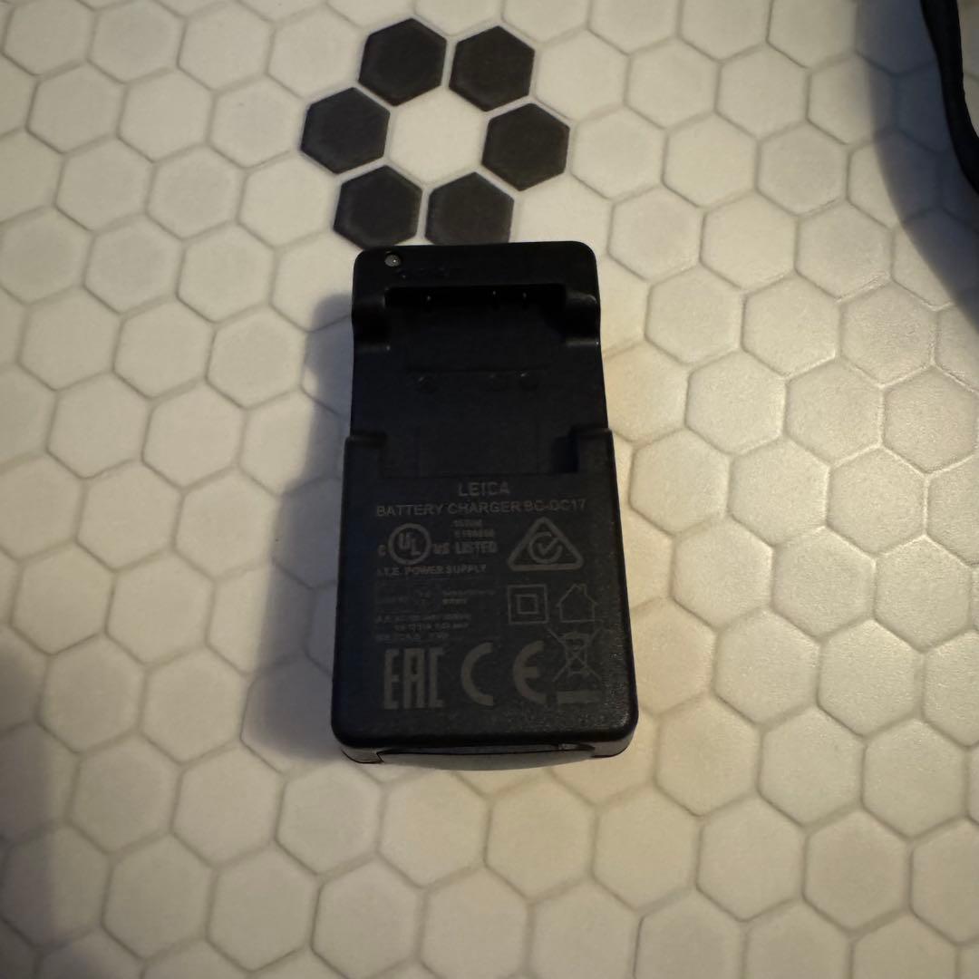 限定品　Leica チェキカメラ　ライカゾフォート　ミント