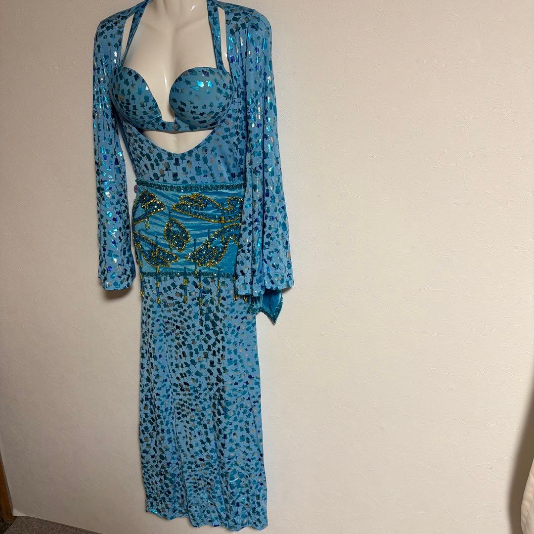 青いベリーダンス セットアップ ビーズ装飾付き