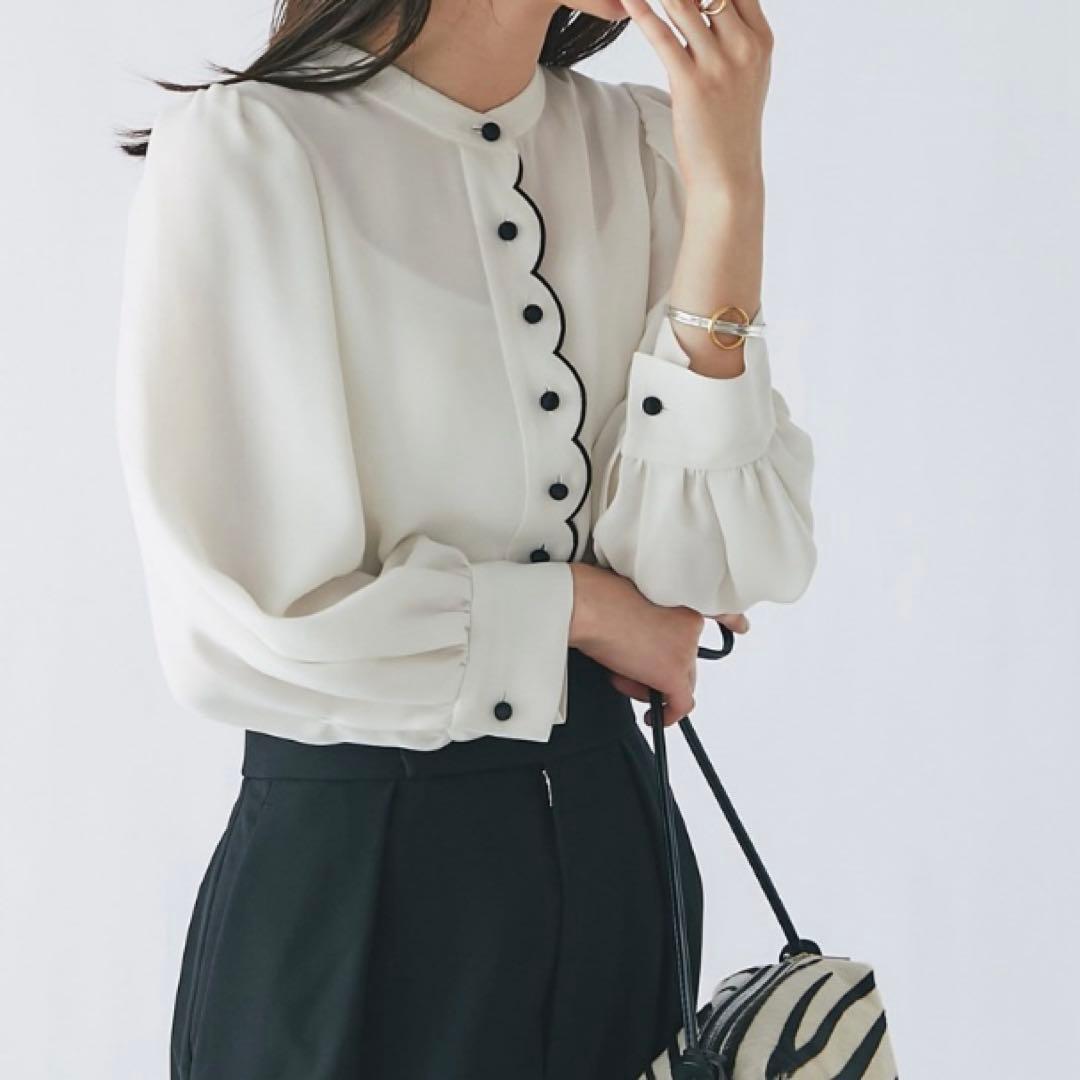 ラブティックボンボン★スカラップ刺繍ブラウス