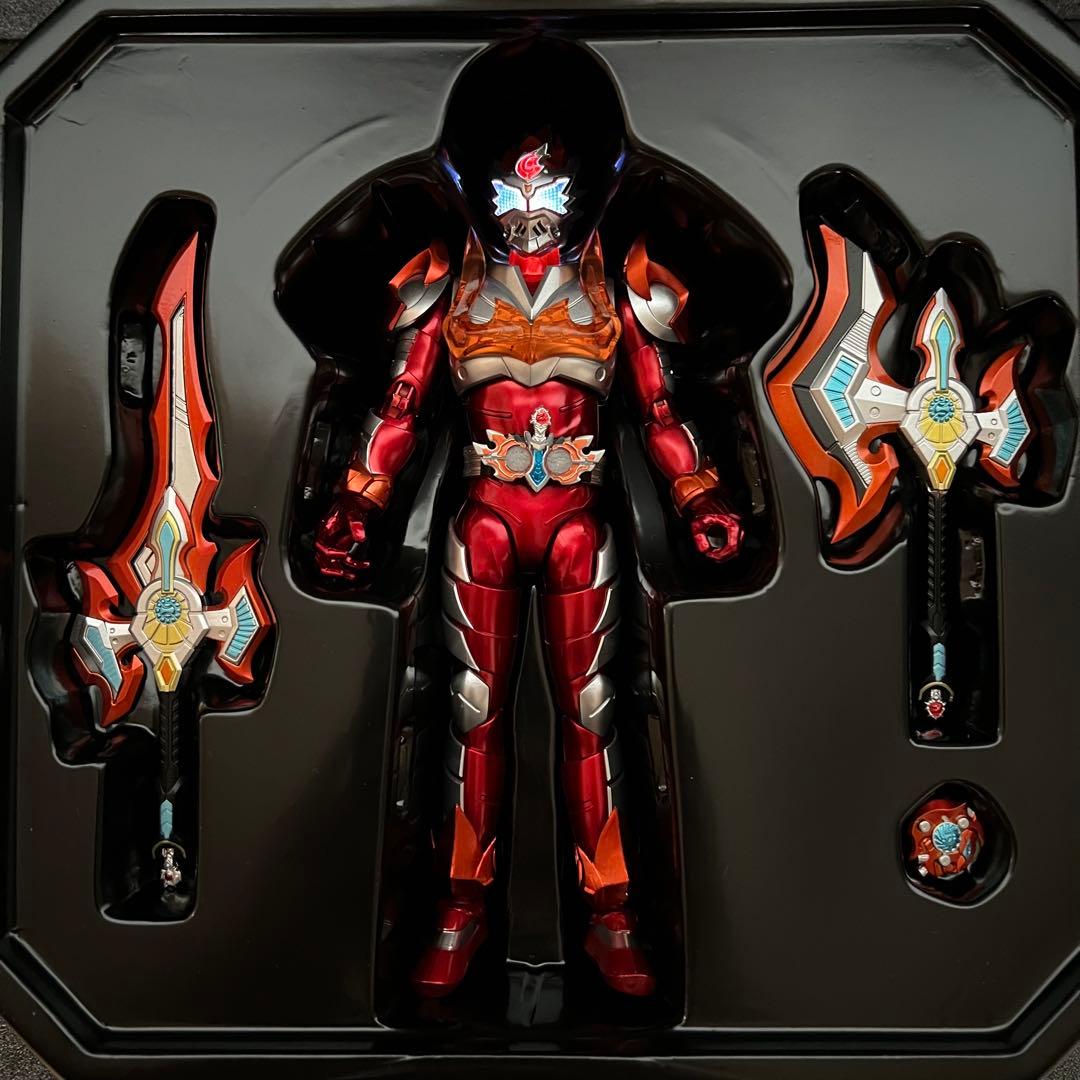 中動玩具 1/10『超限闘神』+『鎧勇士』可動フィギュア4体セット　まとめ売り