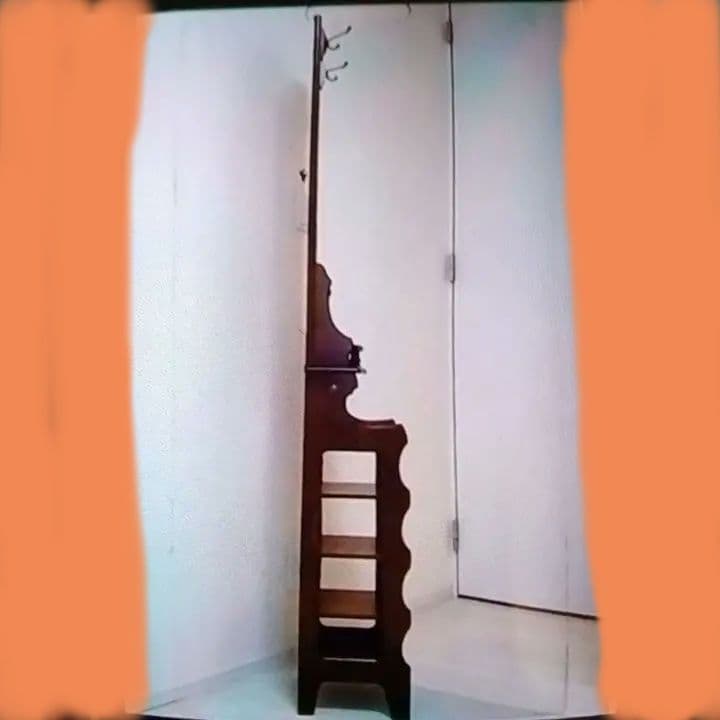 カリモク✨廃版品✨木製シェルフラック 5段✨鏡付き✨４フック付✨きれいな状態です