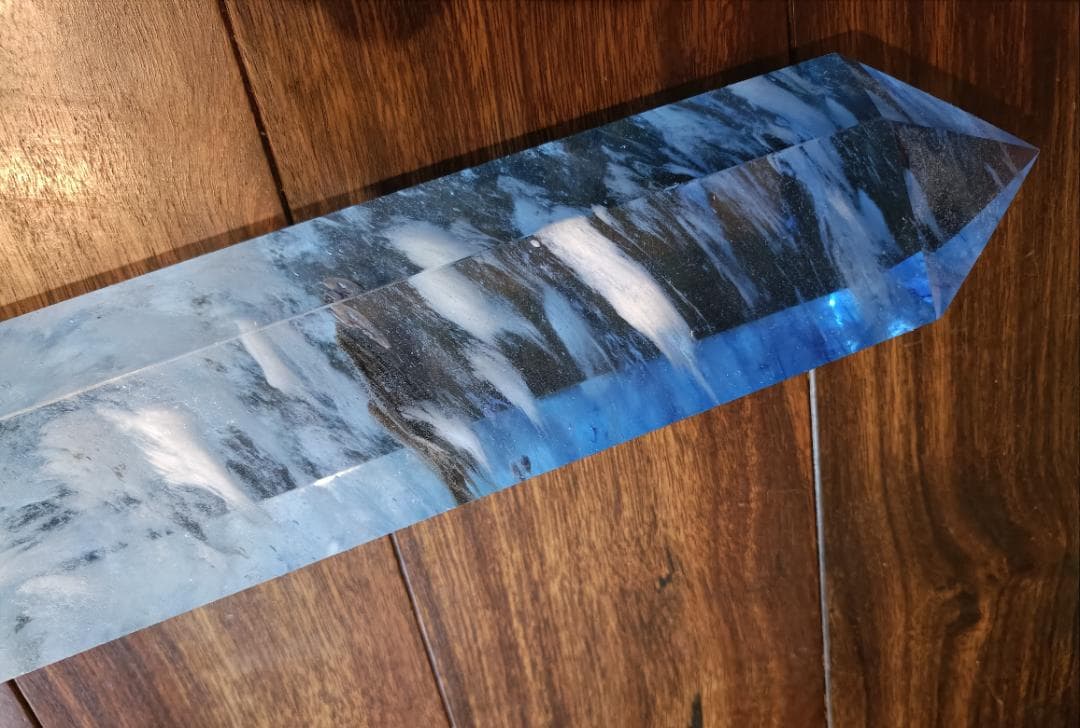 重量3.4kg　巨大クリスタル　飾り台付