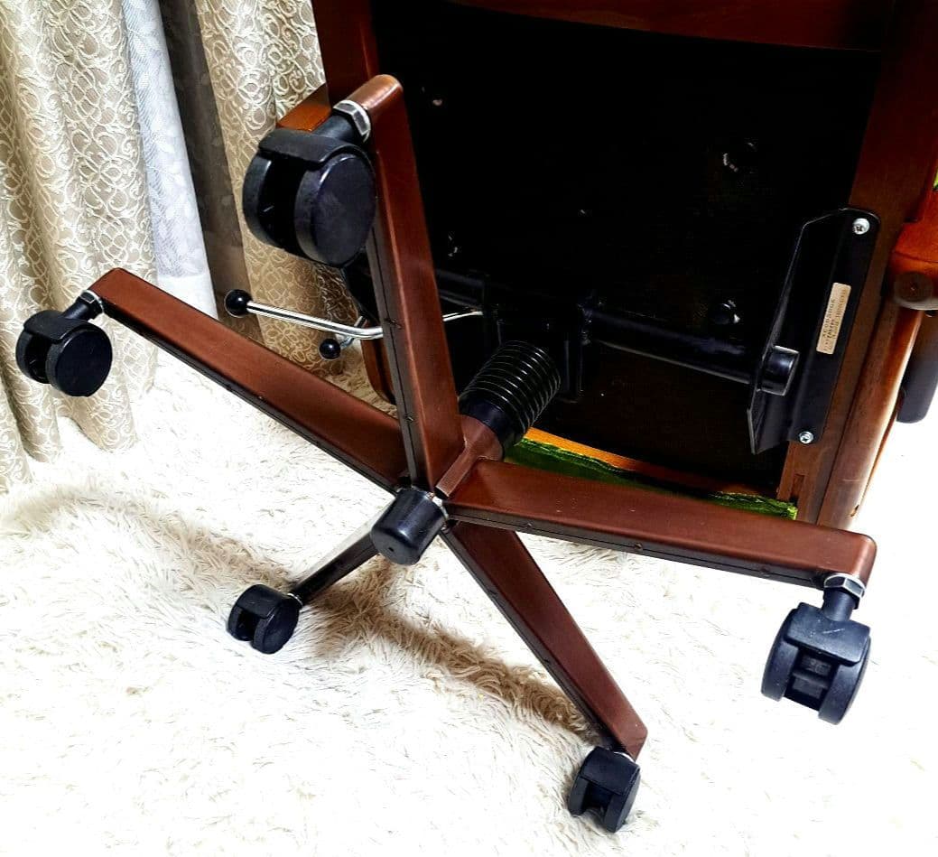 カリモク デスクチェア コロニアル モケットグリーン XC0650GK