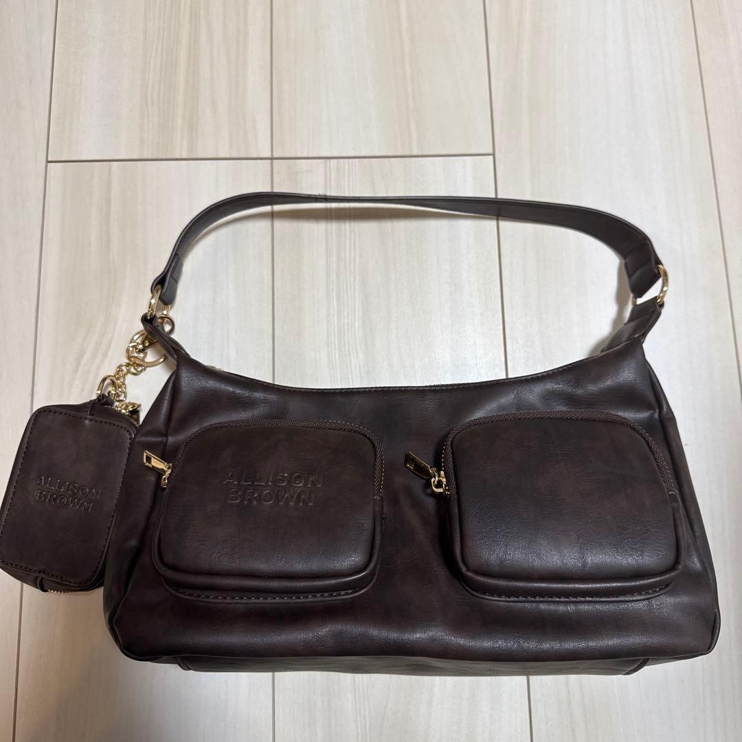 アリソンブラウン EVERYDAY SHOULDER BAG