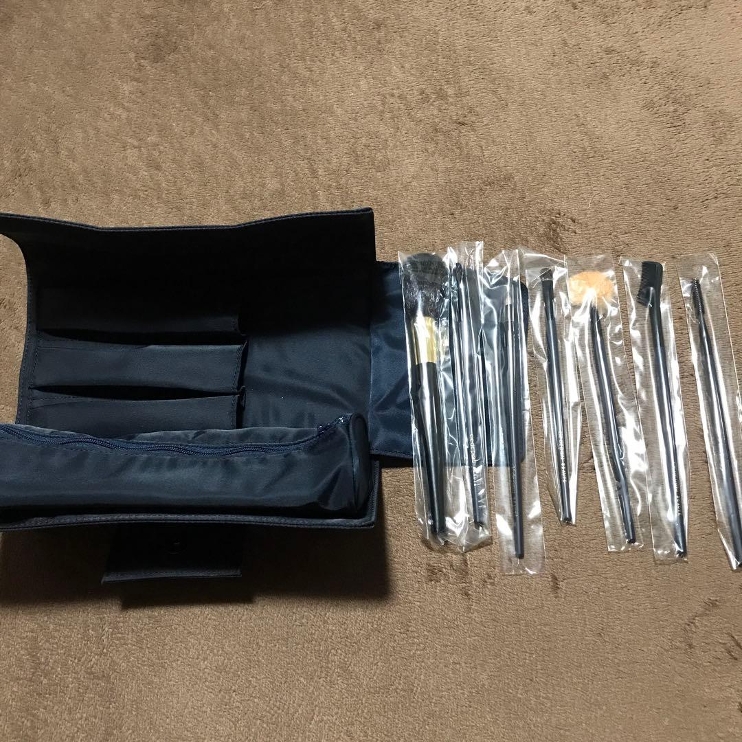 新品　未使用　cle de peau BEAUTE メイクブラシセット