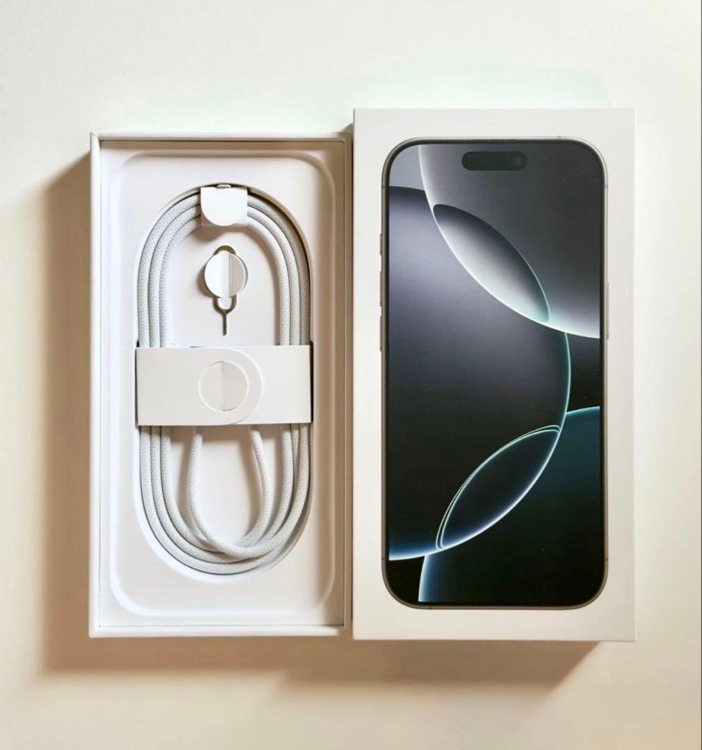 【美品】iPhone 16 Pro ホワイトチタニウム 128GB SIMフリー