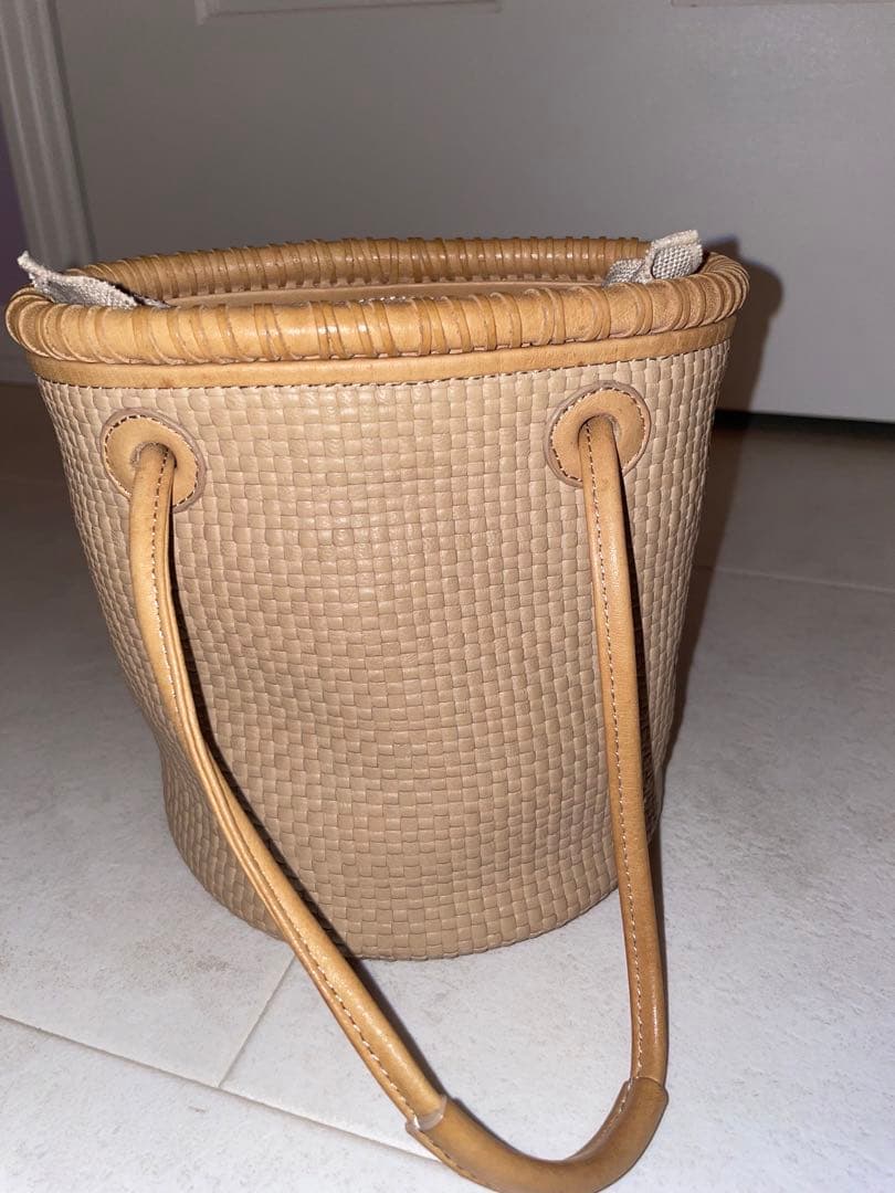 希少⭐︎FOXEY クォーター バスケット⭐︎ベージュカラー　48000円