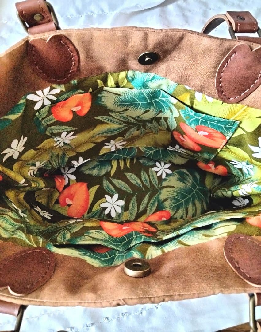お値下げ ☆262.ハワイアンキルト・バッグ・ハイビスカス＆ティアレ＆モンステラ