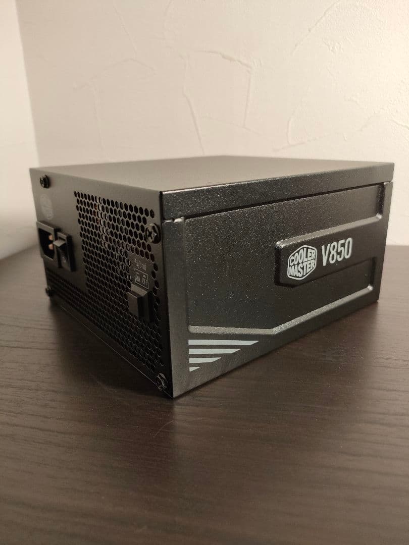 PC用電源 クーラーマスター V850GOLD フルモジュラー