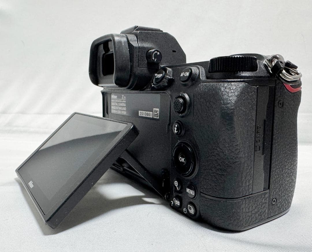 【値下げ】Nikon Z6ii ミラーレスカメラ 一眼 ボディ 中古 美品