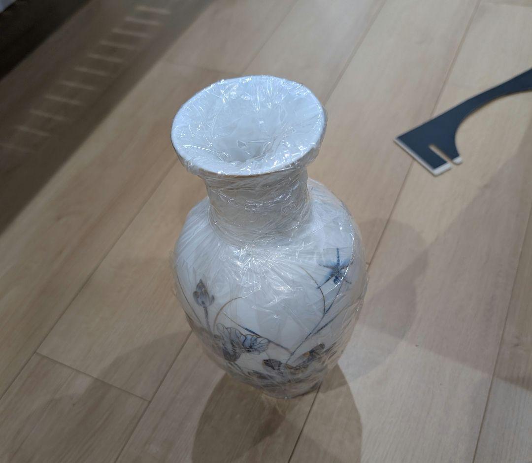 青い花模様の陶器花瓶　ベトナム　高島屋で購入