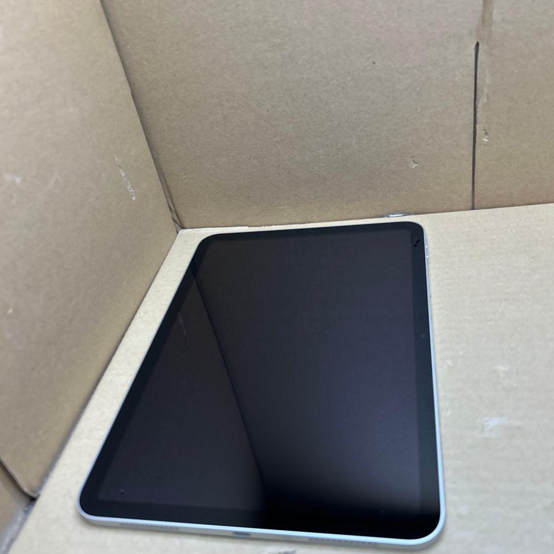 IPAD 第10世代　256GB WIFI シルバー