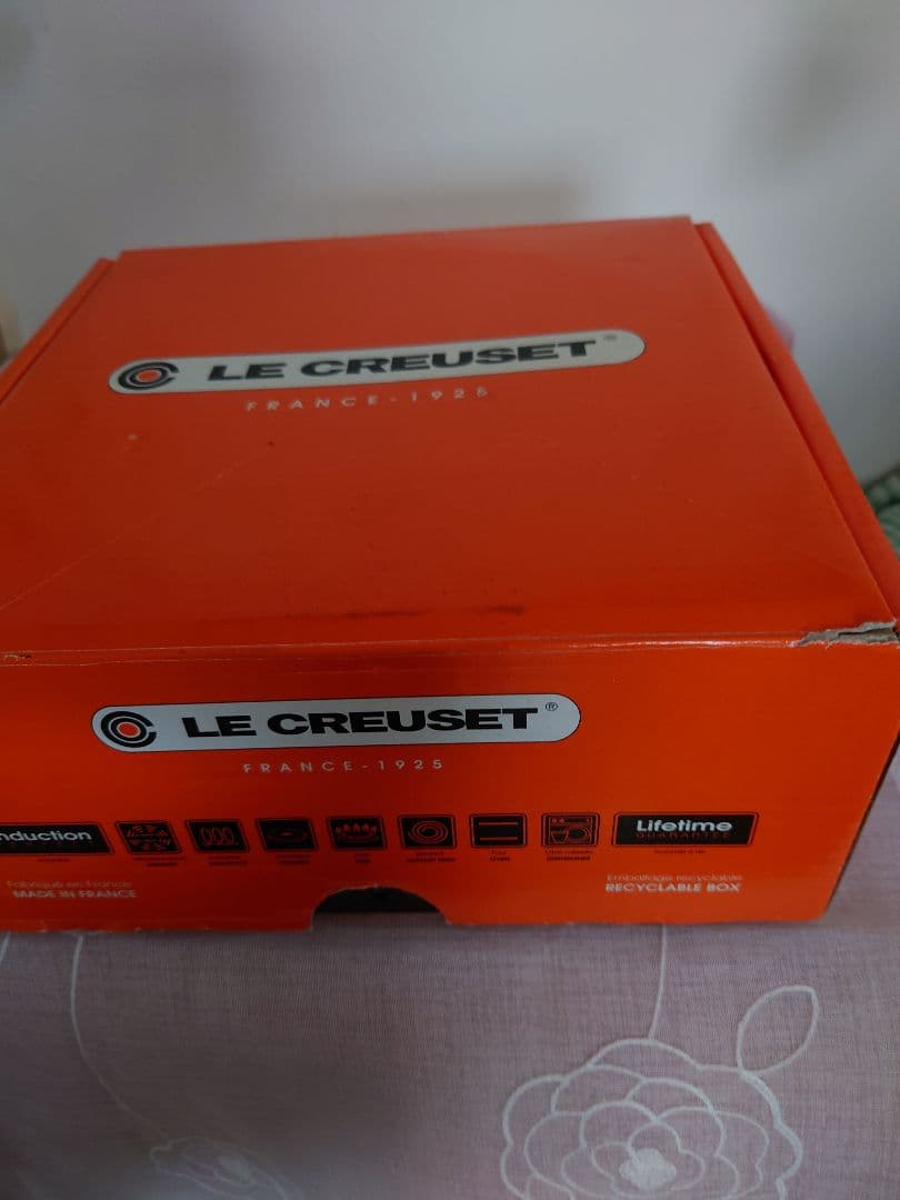 新品ル・クルーゼ(Le Creuset) ココット・ロンド イエロー 22cm