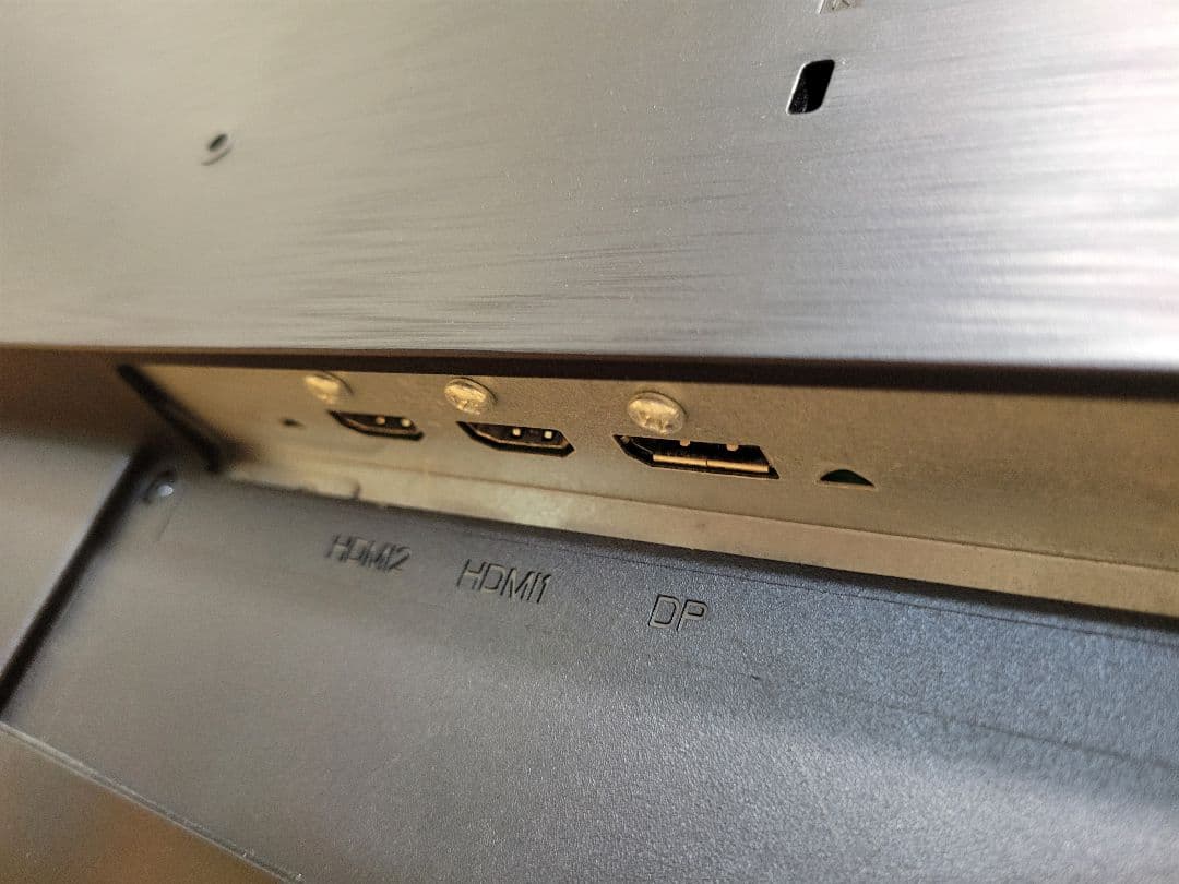 I−O DATA GigaCrysta 240Hzゲーミングモニター