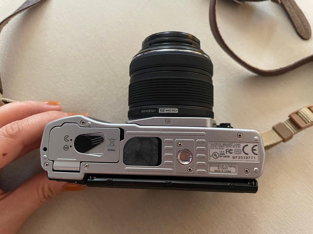 Olympus OM-D E-M5ミラーレスカメラ　ジャンク