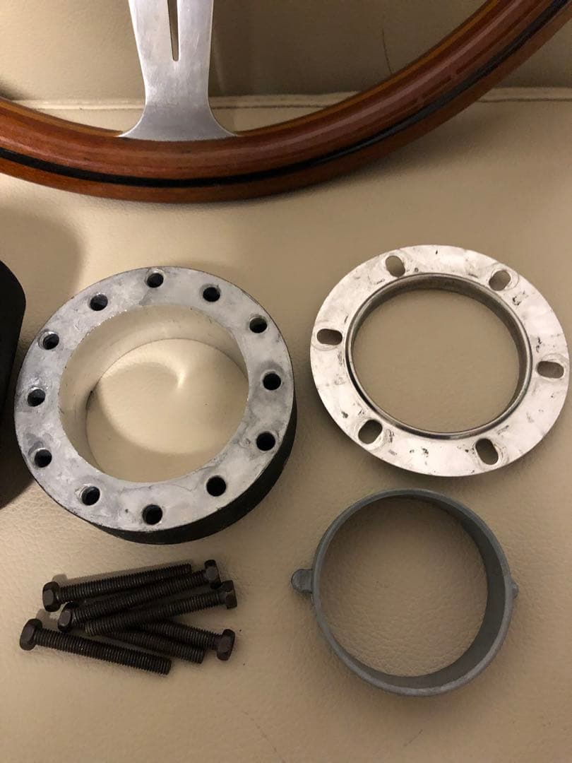 【送料込み】ナルディ NARDI ステアリング クラシック ウッド