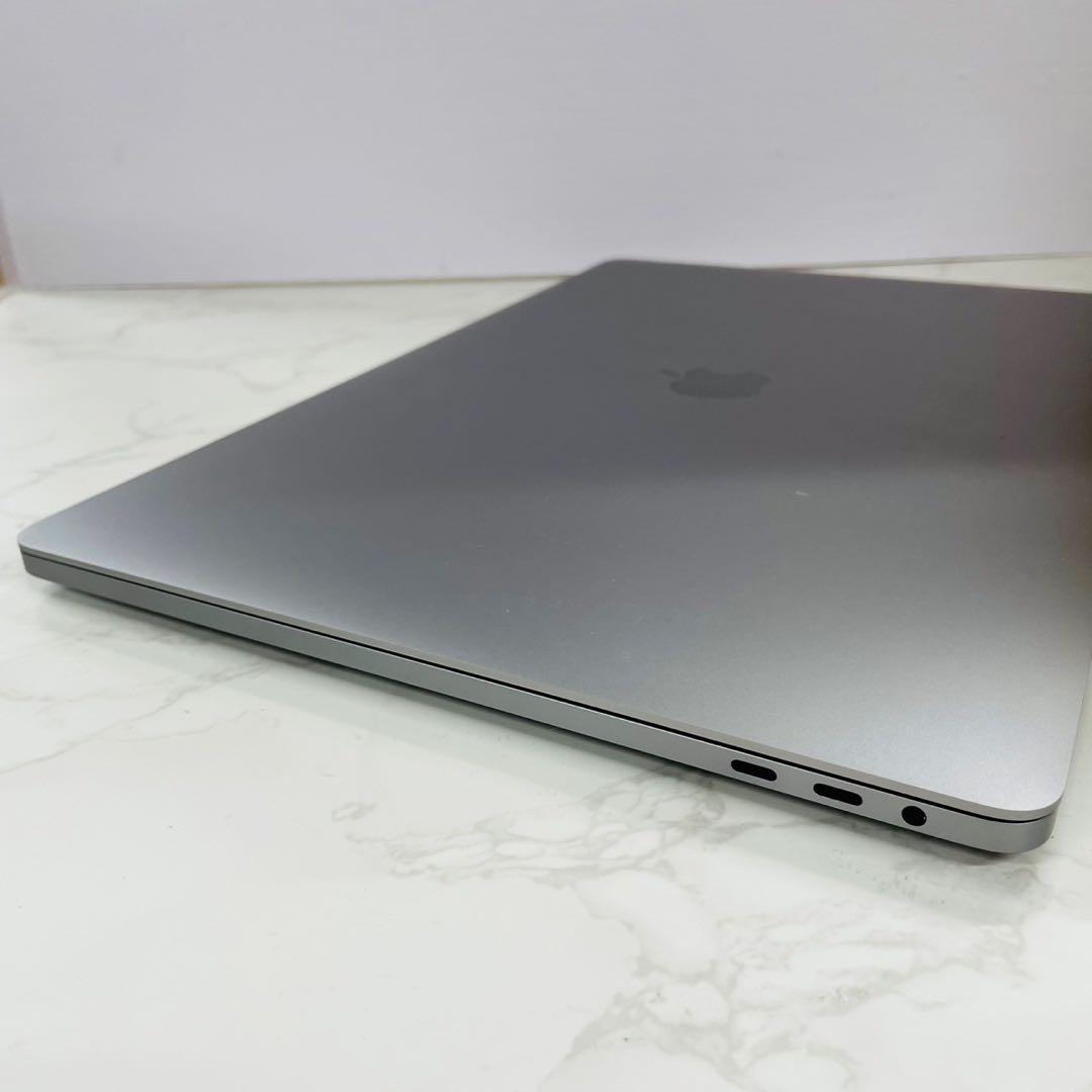 MacBook Pro 2019 16インチ i9 64GB 2TB