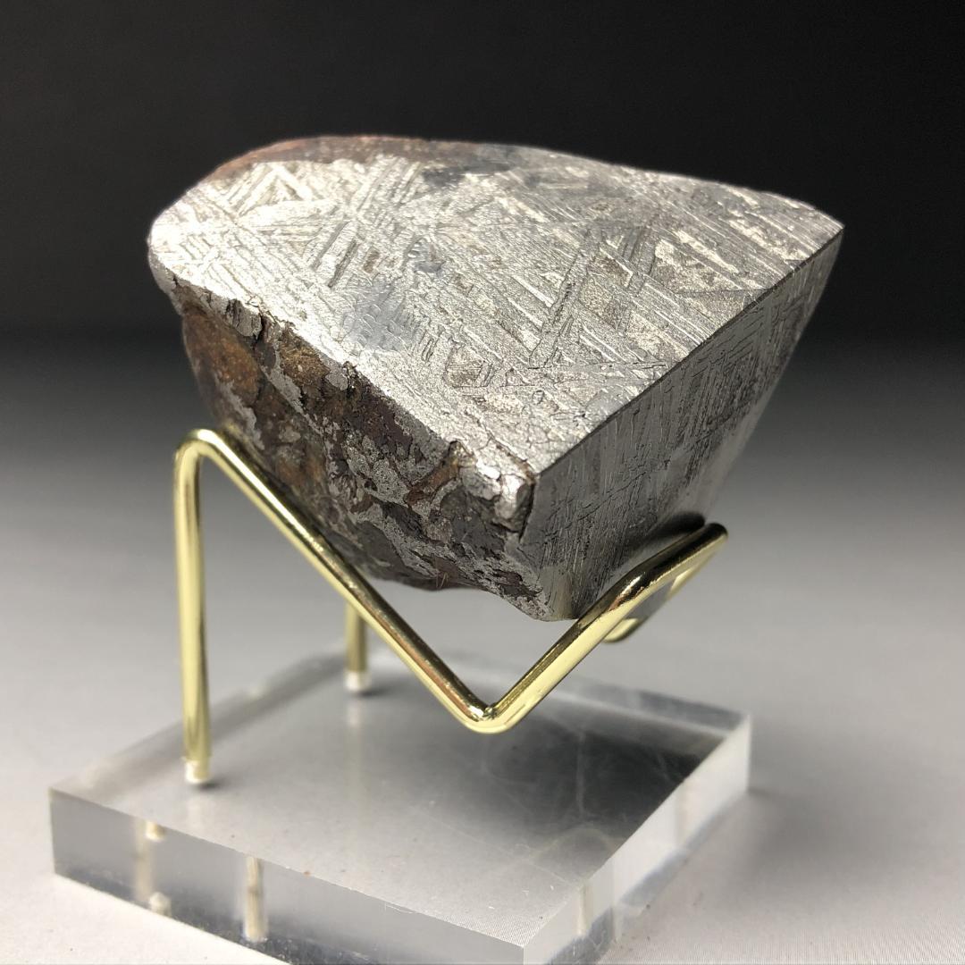 アルタイ隕石　 鉄隕石　エンドカット　高品質　原石 　重さ約278ｇ