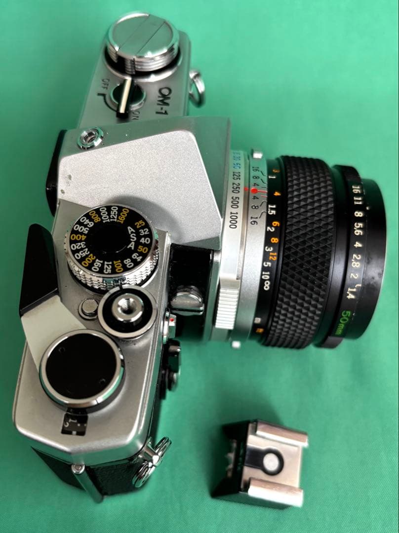 ★ OLYMPUS OM-1 (使用説明書付)+ ★ 標準レンズ 50mm
