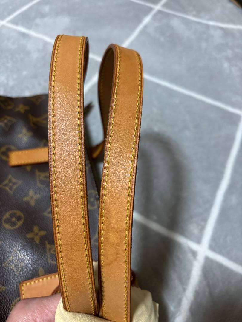 ルイヴィトン　ショルダーバック（レア・中古美品）ガバピアノ