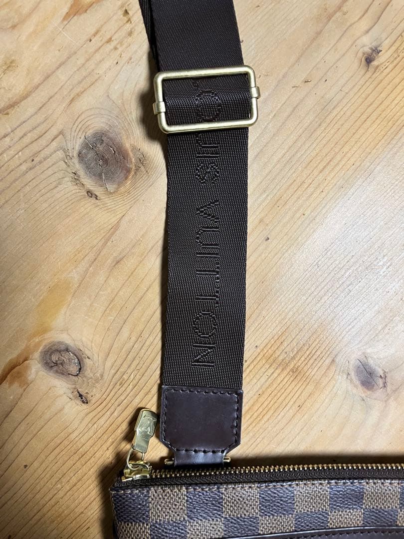 ルイ・ヴィトン斜めがけポシェットボスフォール難あり使用少ない美品ダミエ