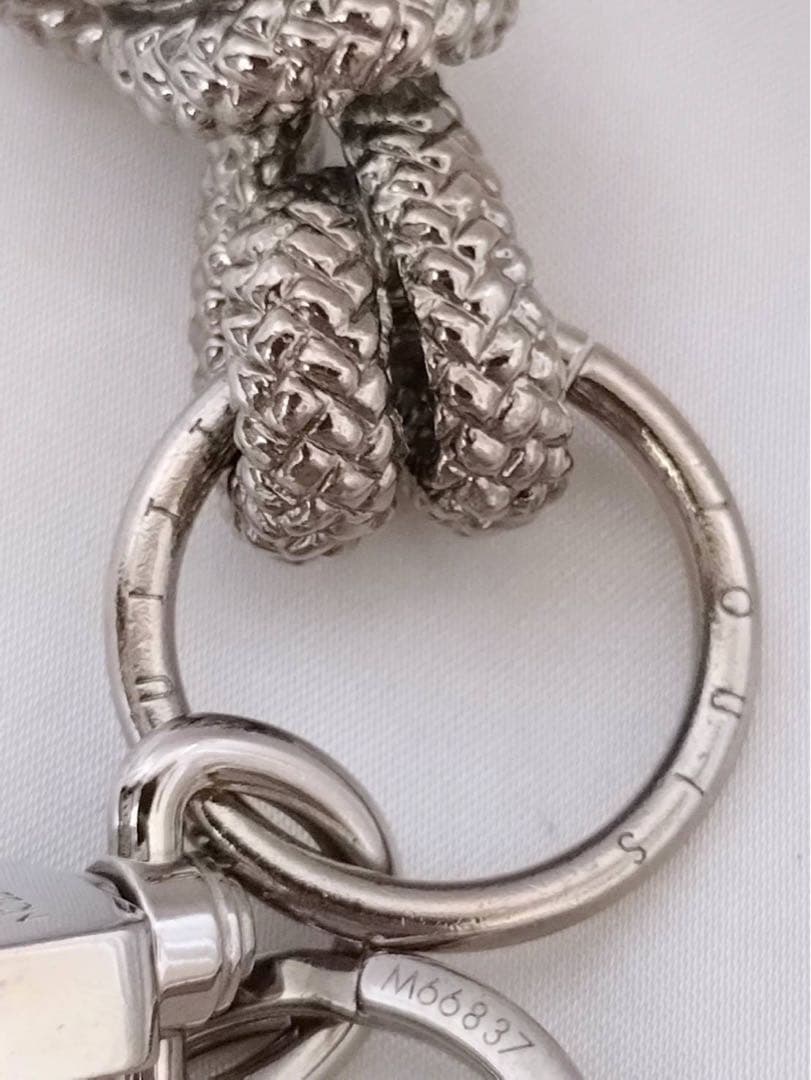 ルイヴィトン ポルトクレ ノットロープ キーリング M66837 シルバー
