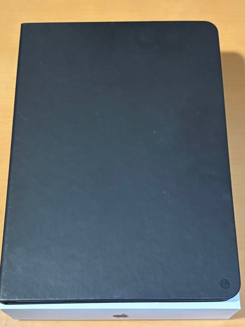 Apple ipad 第8世代 Wi-Fi Celluar 電池99% ケース付