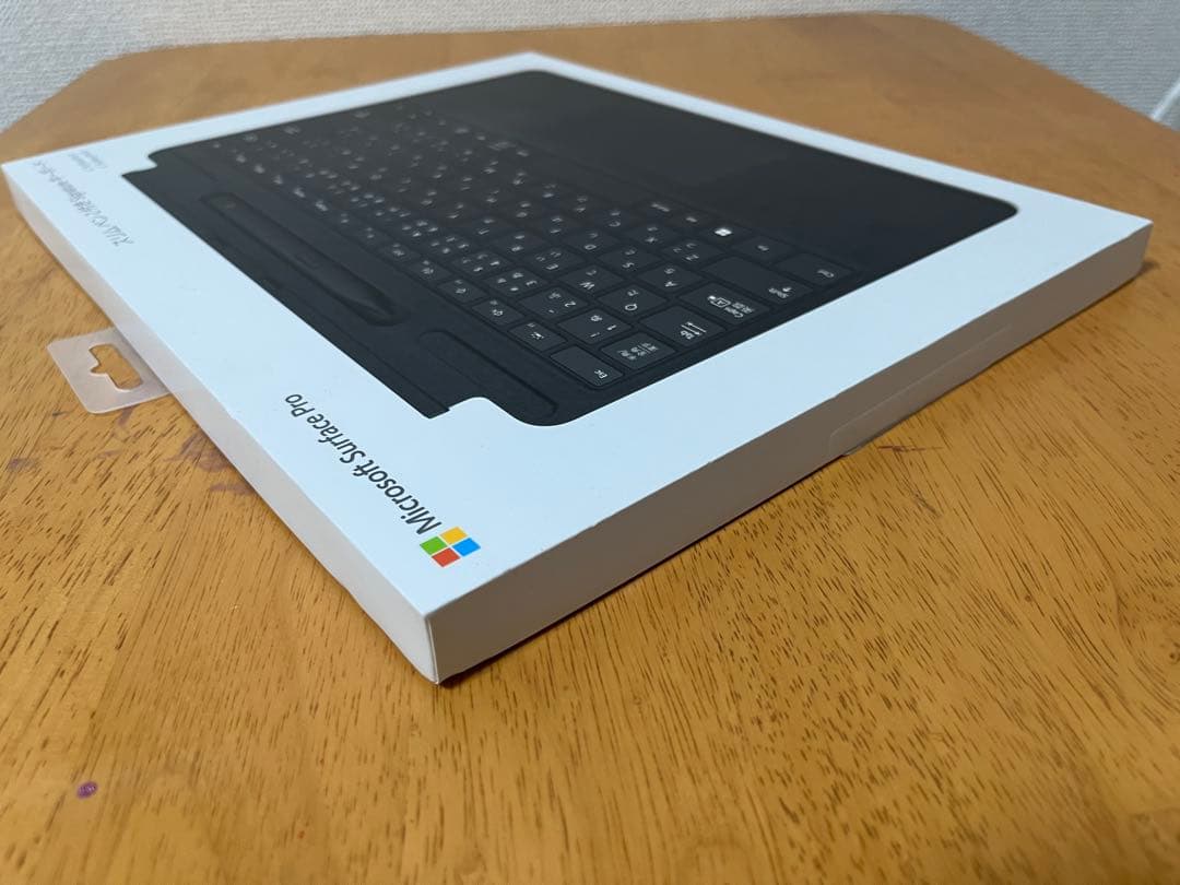 超美品Surface Pro8 1983 本体 + 純正ペン&キーボード