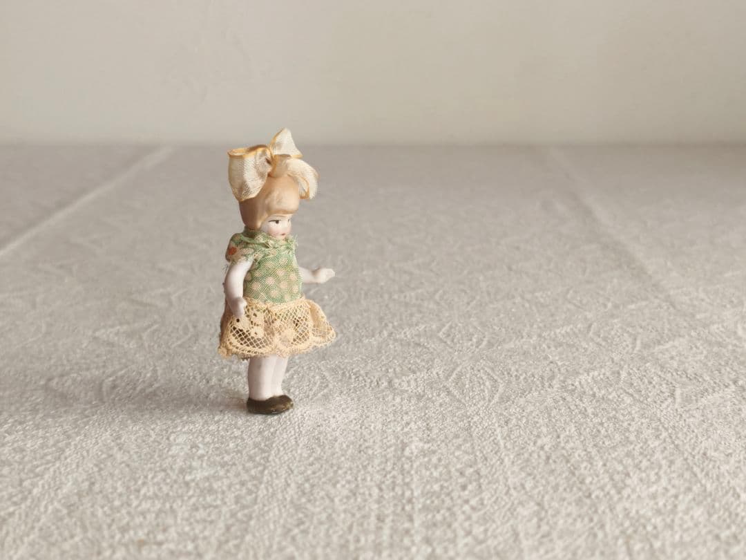 * antique doll ୨୧ ジャーマン ビスクドール 可愛い 赤ちゃん