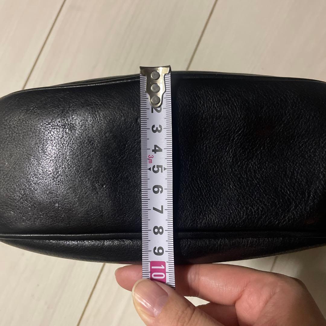 イルビゾンテ IL BISONTE ショルダーバックハーフムーン クロスボディ