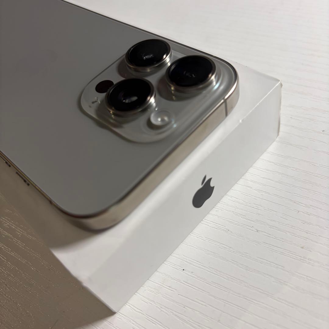 iPhone16 Pro 256GB ナチュラルチタニウム SIMフリー