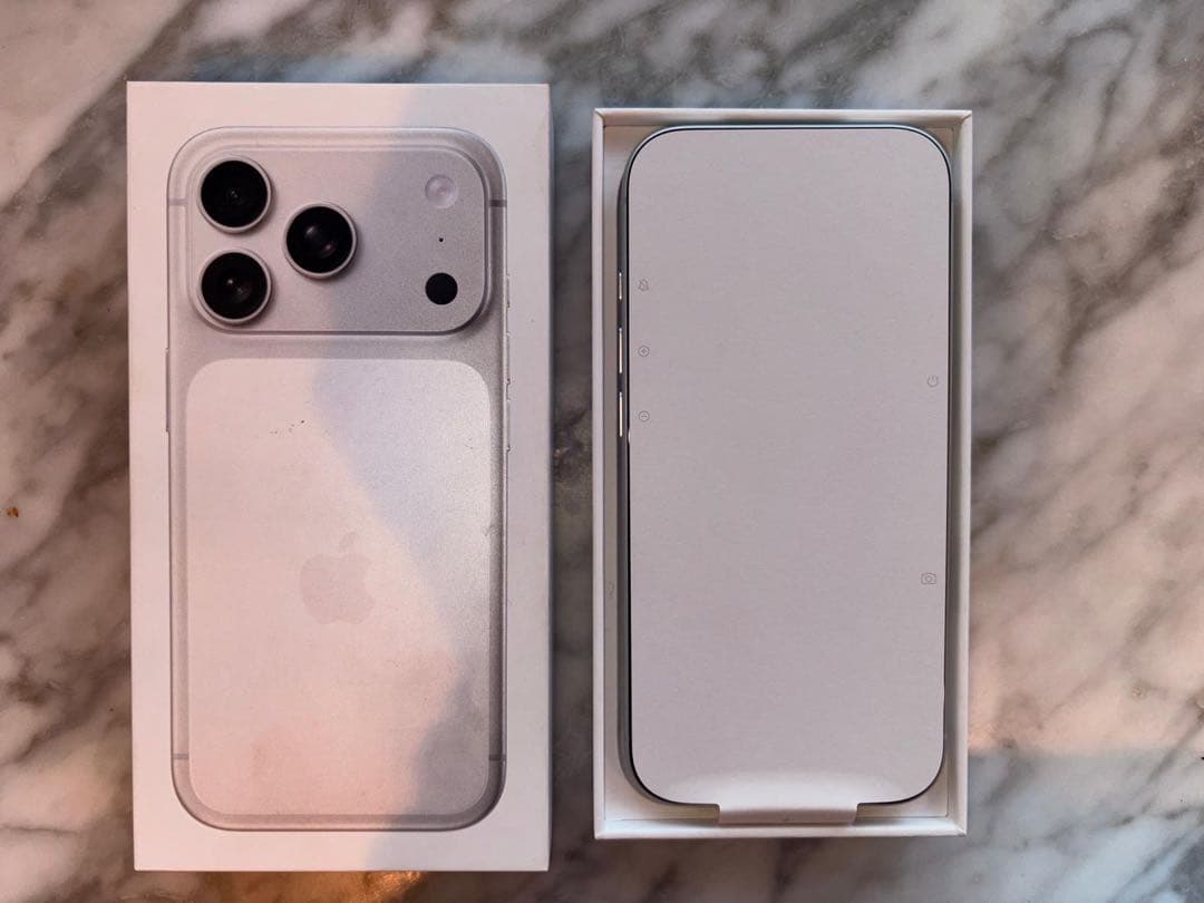 iPhone17 Pro SIMフリー シルバー 512GB