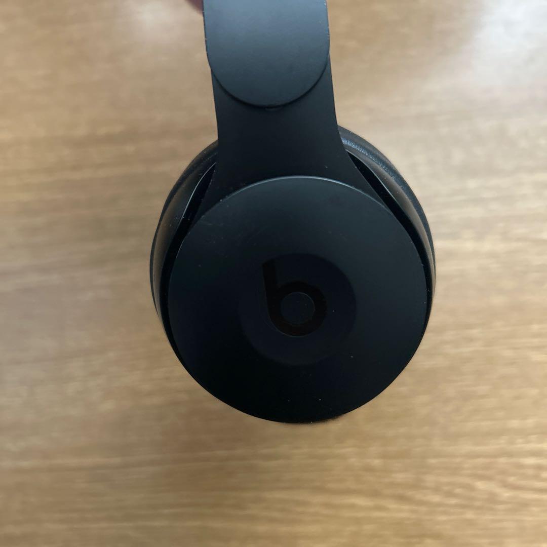 Beats solo Pro　ワイヤレスヘッドホン