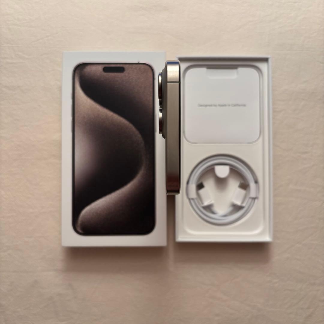 iPhone 15 Pro Max 256GB ナチュラルチタニウムSIMフリー