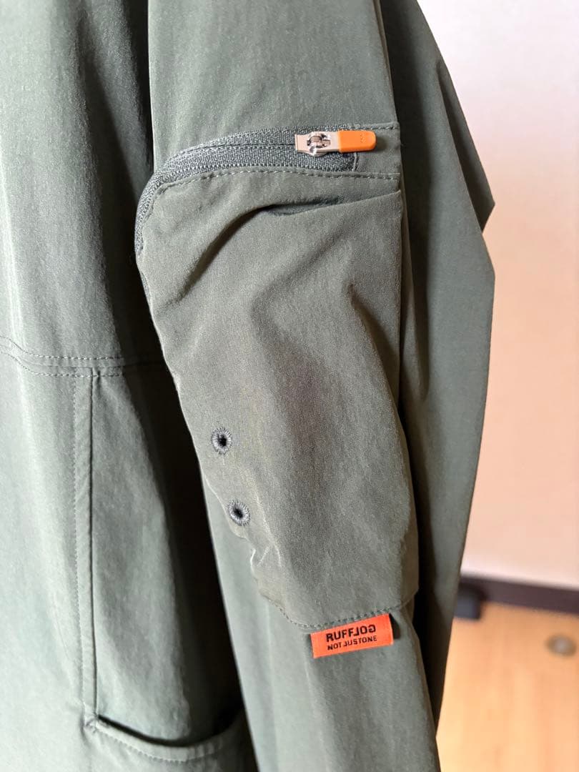 ラフロッグ　RUFFLOGパーカージャケット