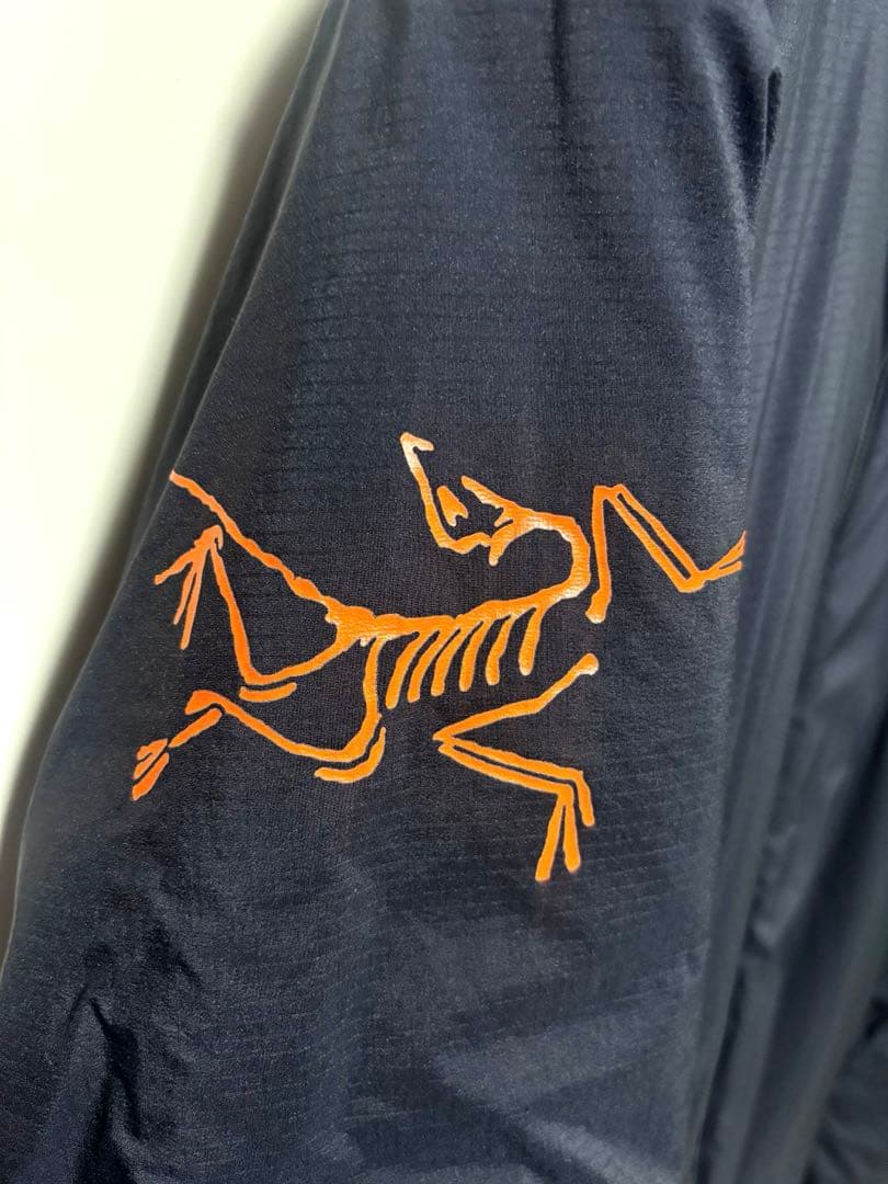 希少ARC’TERYX × BEAMS 別注 Atom AR Hoody アトム