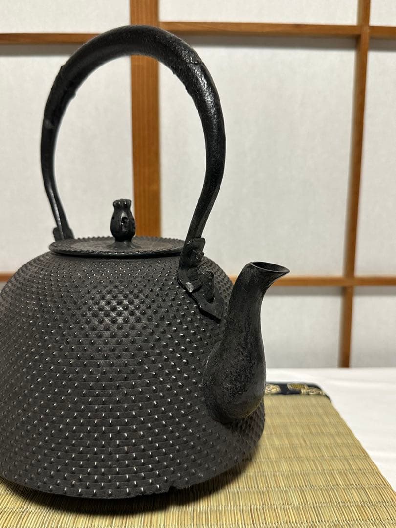 本番盛岡 薫山 南部鉄器 鉄瓶 南部型 霰 あられ 2リットル 新品未使用品