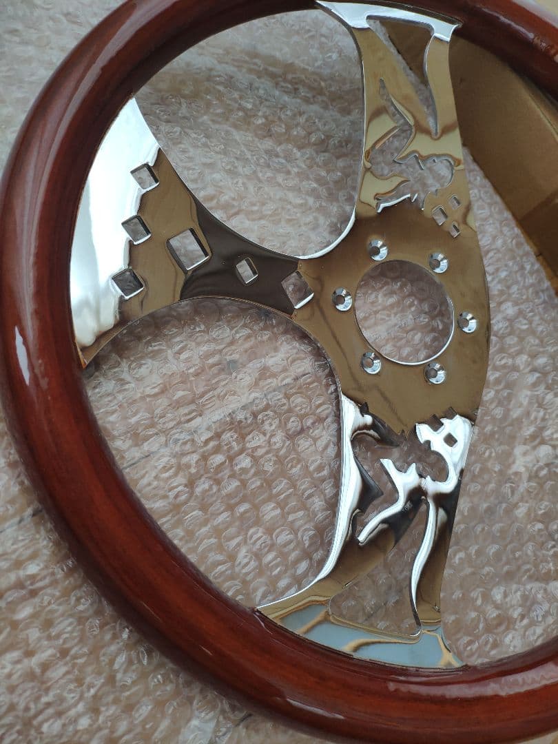 新品ピーチウッド無垢材・クロームメッキ15インチ380mmMOMOピッチ70mm