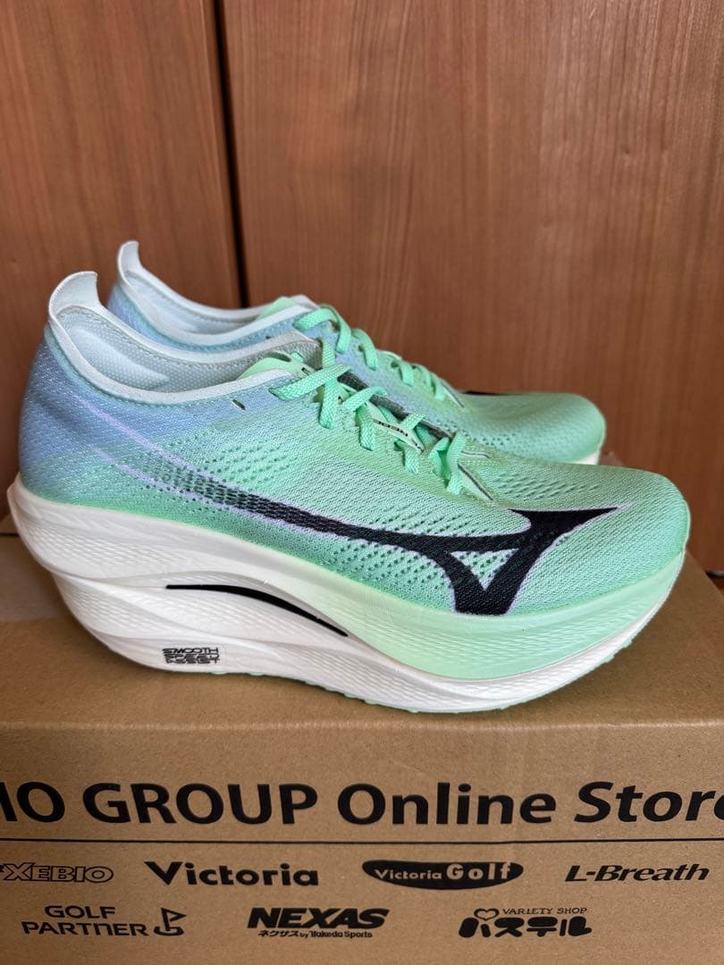 【MIZUNO】ウェーブリベリオンプロ（26.5cm）