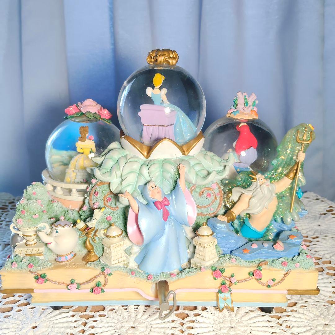 レア希少ディズニープリンセス スノードーム スノーグローブ オルゴール