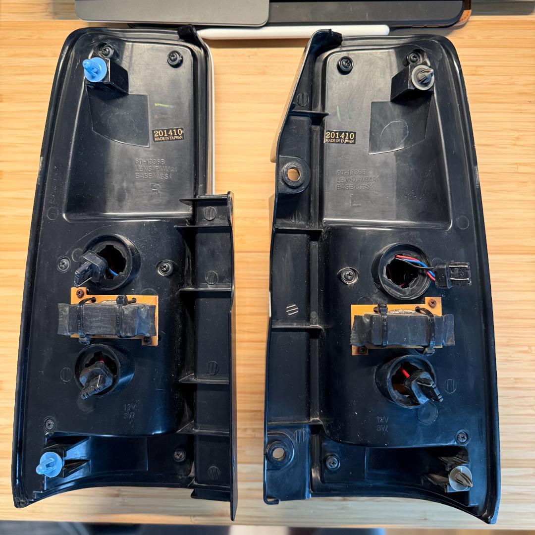 ジムニー　JB23用　エムブロ　LEDテールランプ　ライトブルー