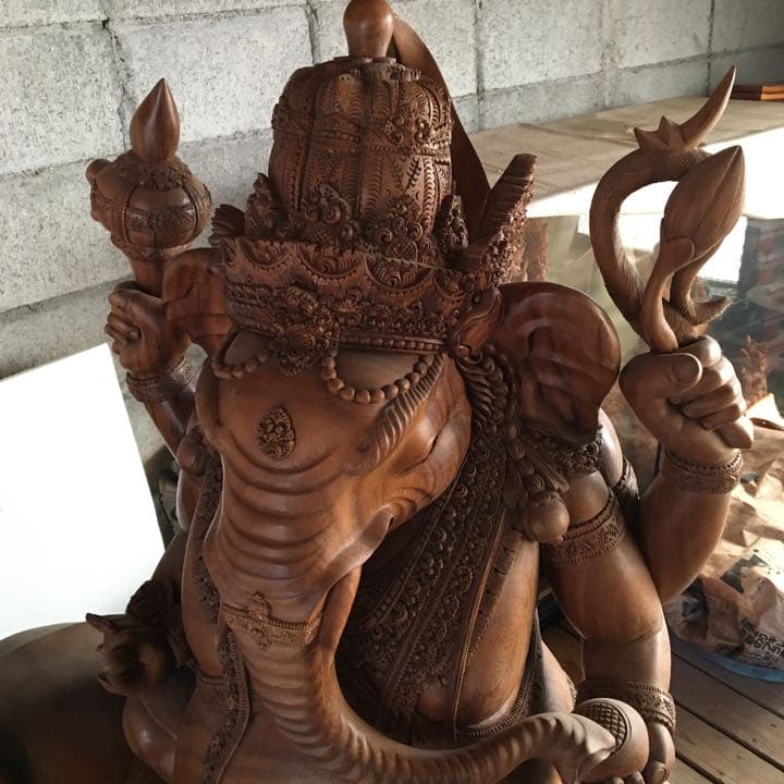 ガネーシャ（夢を叶える象）木彫　置物　インテリア